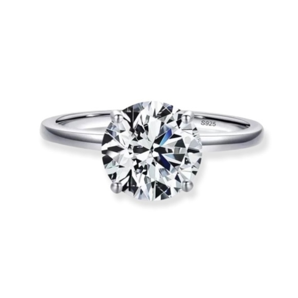 925 Sterling Silver Classic Four Claw Emerald Cut CZ Ring